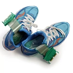 Comment les matériaux des chaussures affecte la marche humaine